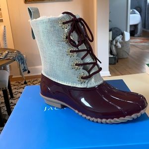 NEVER WORN Jack Rogers Chloe Duck Boots